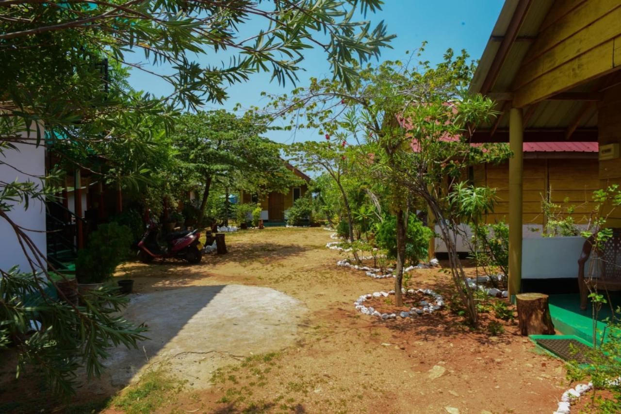 Sunntop Cabana Trincomalee Eksteriør bilde