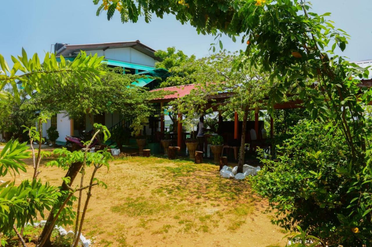 Sunntop Cabana Trincomalee Eksteriør bilde